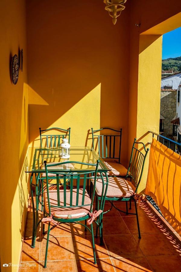 Apartamento El Serrano Бенаохан Екстер'єр фото